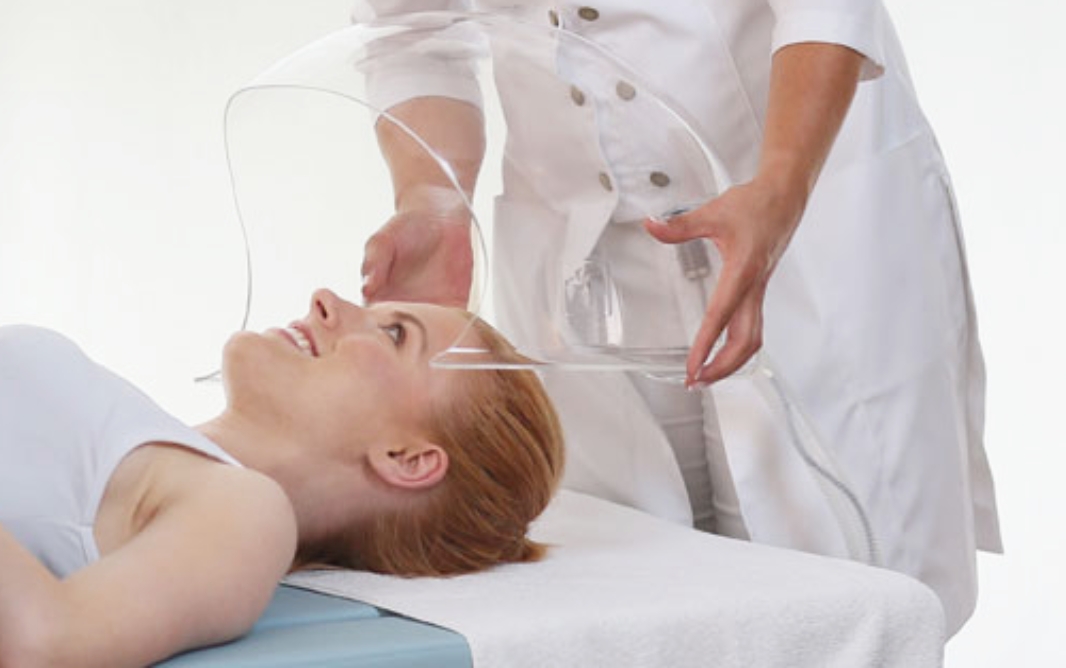 DermioCare Facial tretman pod prozirnom kupolom